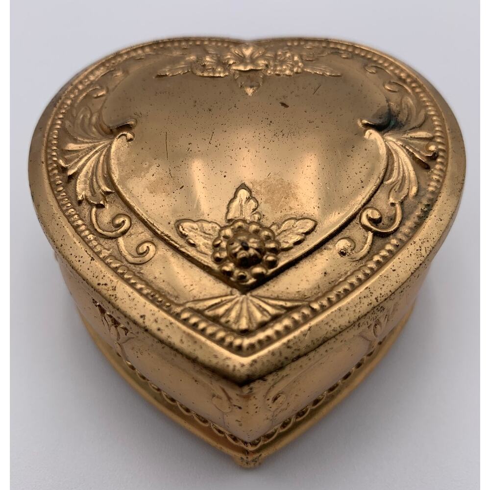 Jennings Brothers Heart Shaped Trinket Jewelry Box 1940's Gold Purple Velvet VTG